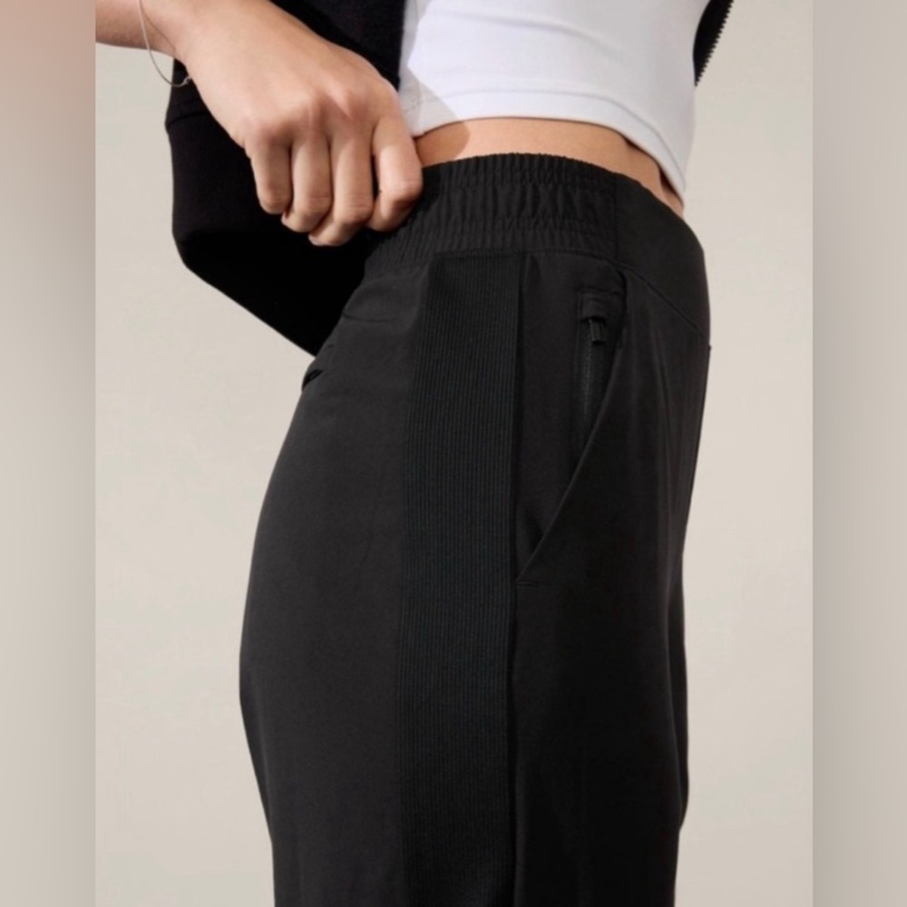 ATHLETA BROOKLYN JOGGERS LINED WOMEN’S SZ 6 BLACK NWOT TEXTURED ZIPPER POCKETS - Picture 7 of 9